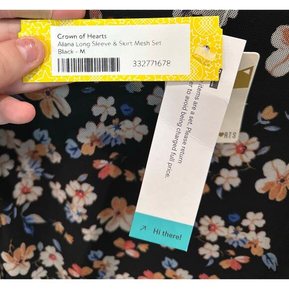 NWT girls blouse and skirt set - Picture 9 of 10